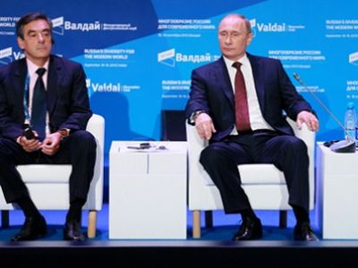 Валдайский клуб. Фото из блога eyra-0501.livejournal.com Валдайский клуб. Фото из блога eyra-0501.livejournal.com